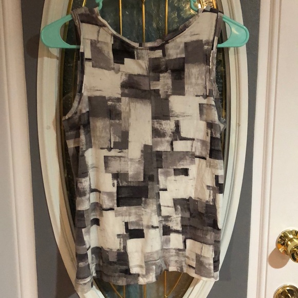 Gorgeous Simply Vera Wang Top! - Picture 4 of 4